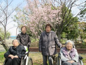 190401_4月レク　花見（チャーム四條畷）